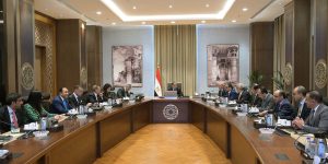 رئيس الوزراء يستعرض فرص استثمار سياحي