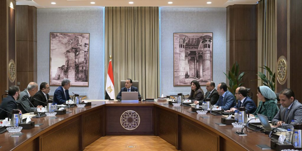 موقف التنفيذي للأعمال بمنطقة الأهرامات ومحيطها