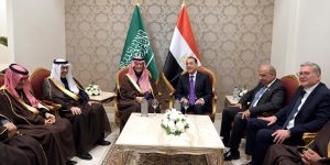 رئيس الوزراء يلتقي وزير الطاقة السعودي
