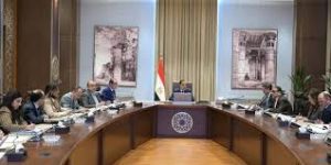 رئيس الوزراء يستعرض موقف منظومة تداول الأقطان