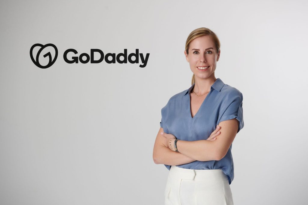 سيلينا بيبر، نائب الرئيس للأسواق العالمية - شركة GoDaddy: