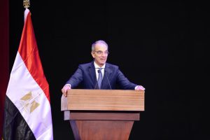 وزير الاتصالات يفتتح فعاليات الدورة السابعة لقمة FDC Summit