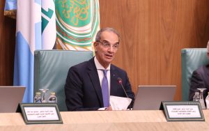 الدكتور عمرو طلعت وزير الاتصالات وتكنولوجيا المعلومات
