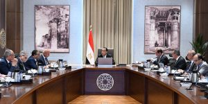 رئيس الوزراء يتابع الموقف التنفيذي لتطوير المنظومة الجمركية