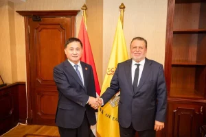 محافظ البنك المركزي يستقبل نظيره الصيني