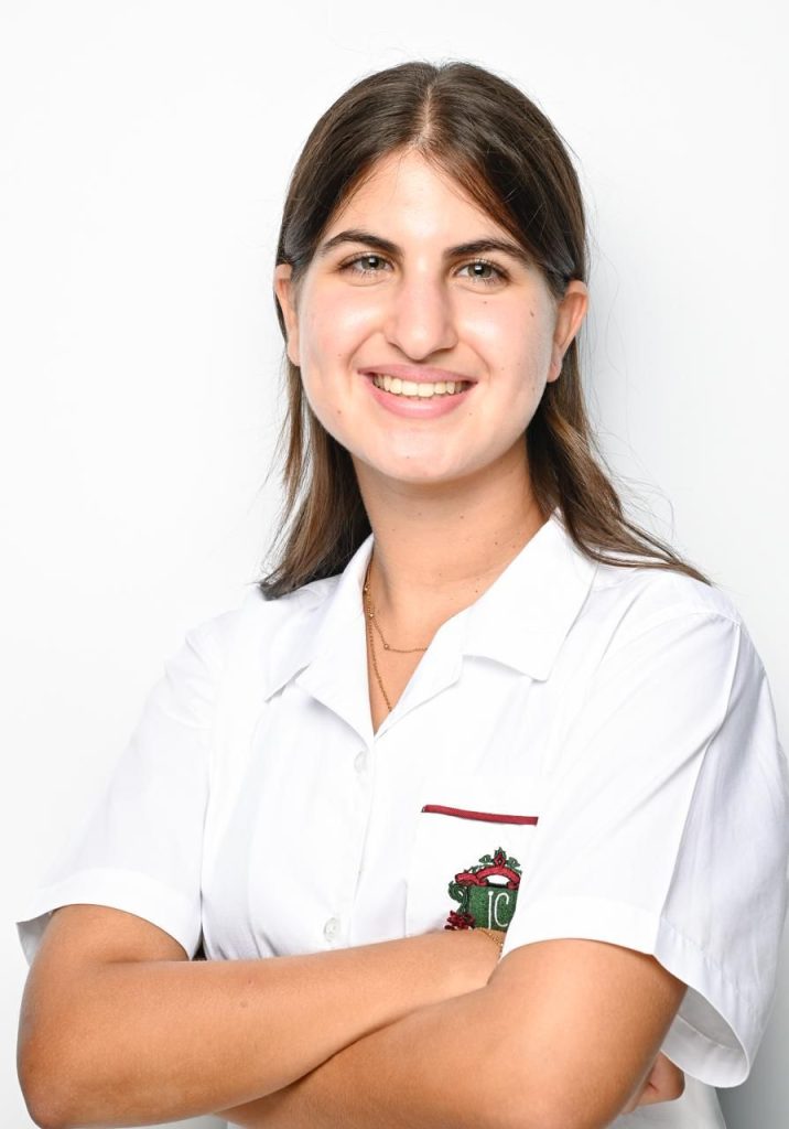 الفتاة العربية بيسان قعدان