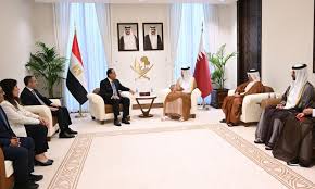 رئيس الوزراء يبحث مع نظيره القطري