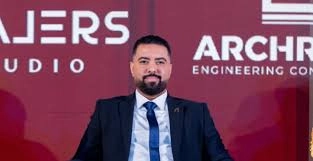 الدكتور عبد الحميد الوزير، رئيس مجلس إدارة " أرابيسك للتطوير العقاري "