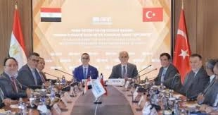 وزير الاستثمار والتجارة الخارجية